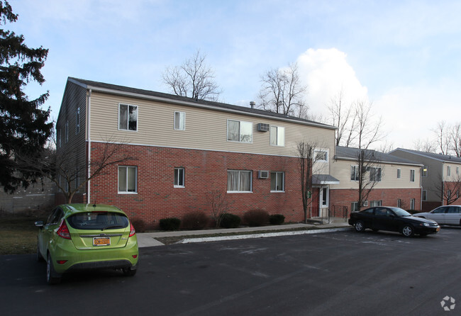 Foto del edificio - Creekside Manor Apartments