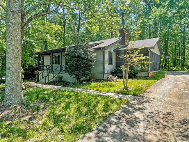Building Photo - 4561 Lost Mountain Dr