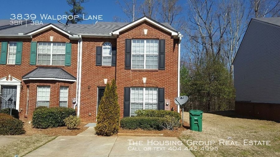 Just Listed.. Decatur Townhome End unit Townhouse for Rent in