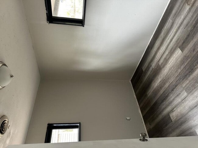 Photo - 10324 Earl Dr House