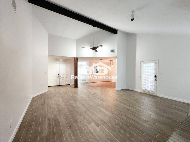 Foto del edificio - 12800 Briar Forest Dr