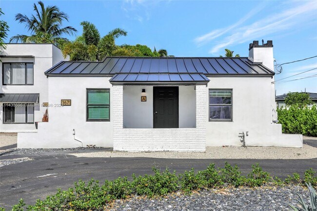 Building Photo - 3671 NE 11th Ave