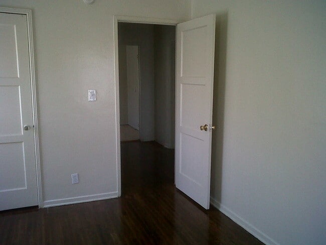 Building Photo - 720 Walnut St