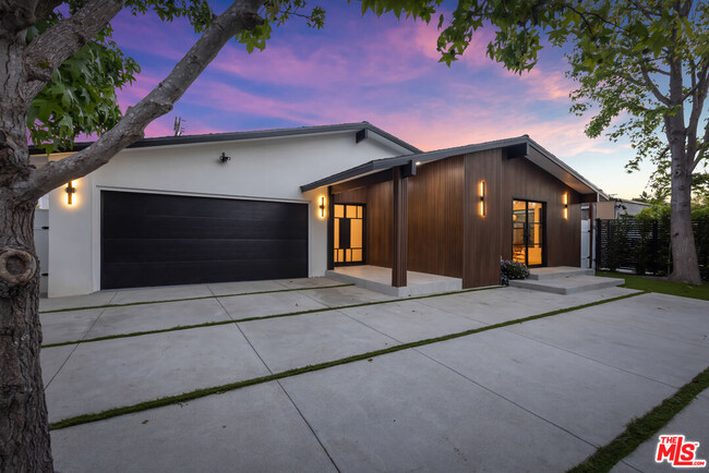 Building Photo - 1122 Berkeley Dr