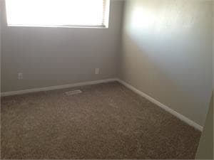 Foto del edificio - Top Floor Condo in Millcreek