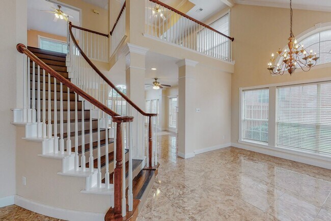 Building Photo - Coming Mid-July! 3 Bedroom, 2.5 Bath Grand...