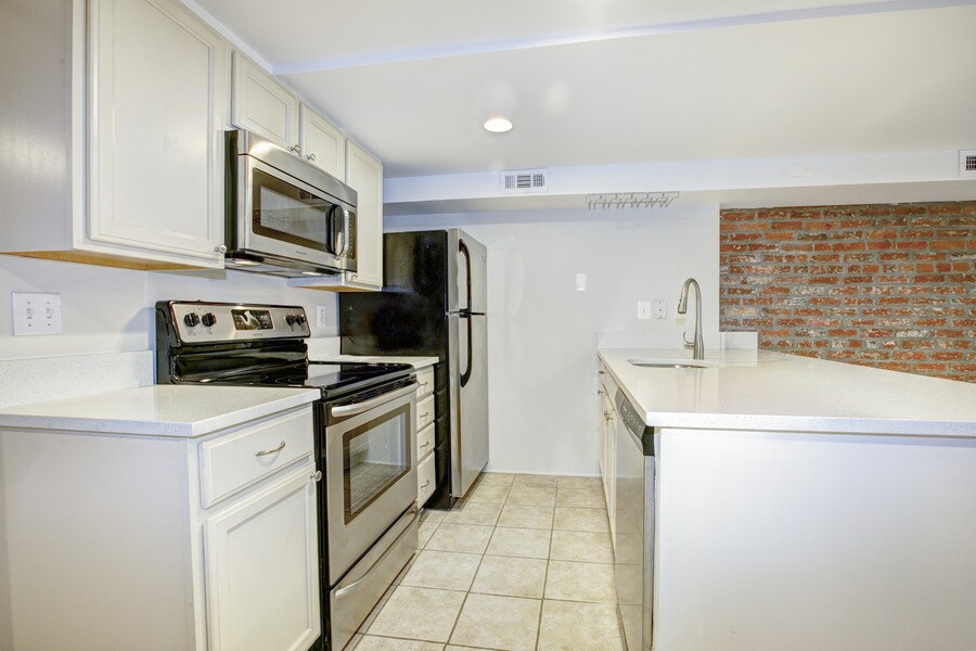 Primary Photo - Charming Capitol Hill Escape!