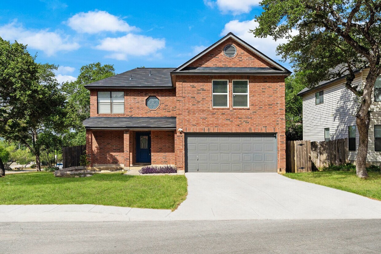 Primary Photo - 16074 Walnut Creek Dr, San Antonio, TX 78247
