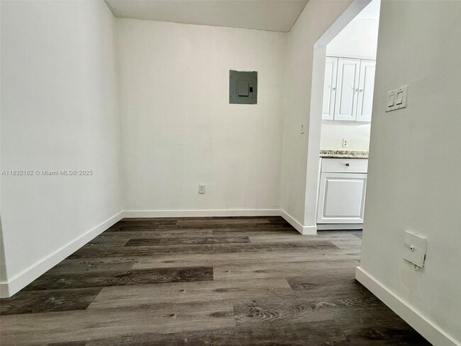 Building Photo - 780 81st St