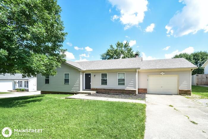 Foto principal - 846 N Pope Lick Rd, Louisville, KY 40243