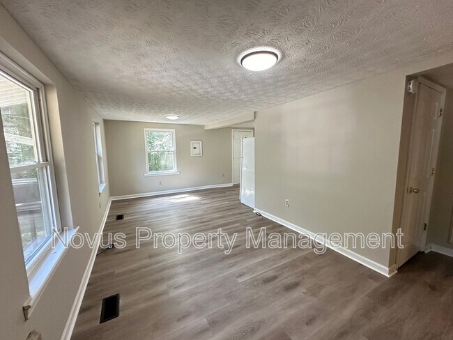 Building Photo - 203 Ave B