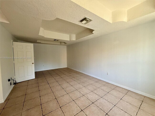 Building Photo - 8424 NW 139th Terrace