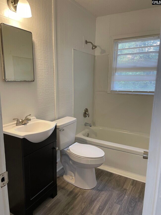 Foto del edificio - 4019 Baldwin Rd