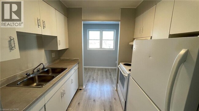 Photo du bâtiment - 15 Empire St