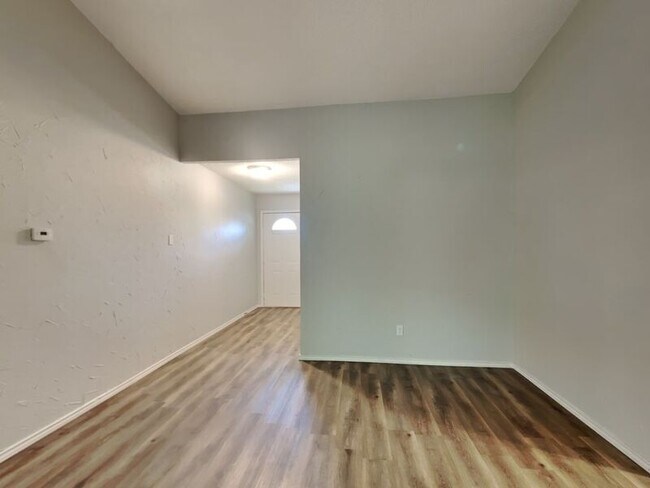 Foto del edificio - 804 Crockett St