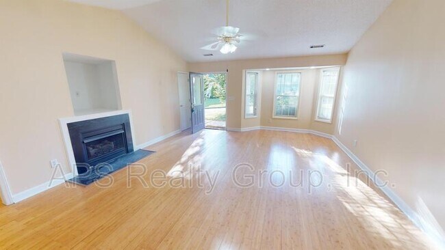 Building Photo - 1707 Park Terrace Ln