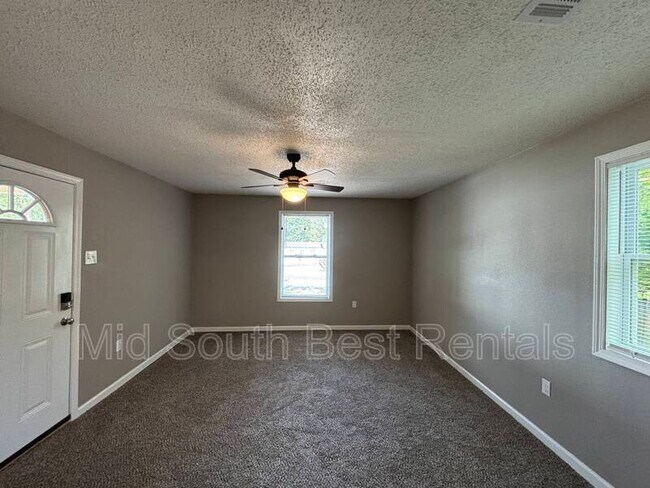 Foto del edificio - 2103 S Tyler St