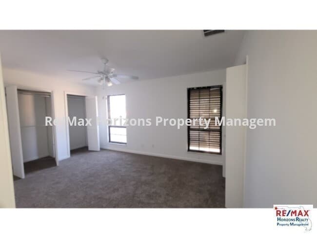 Foto del edificio - Totally remodeled home!