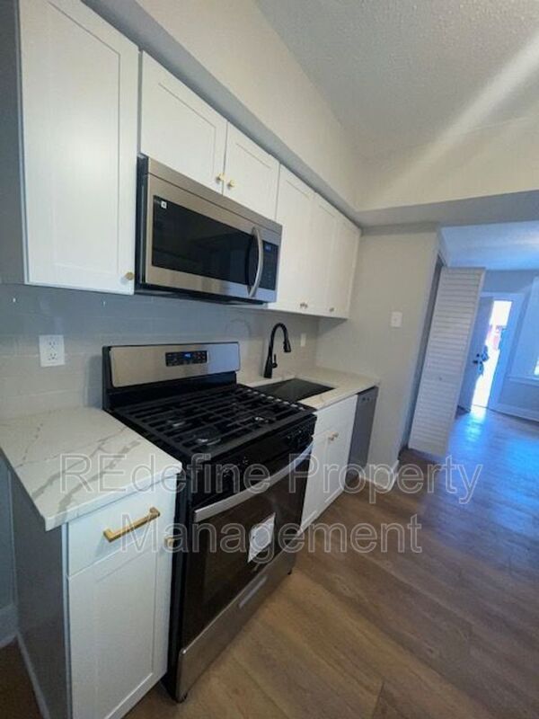 Foto del edificio - 613 N 32nd St