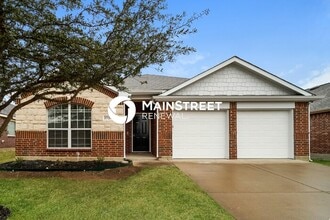 Building Photo - 2720 Triple Crown Ln