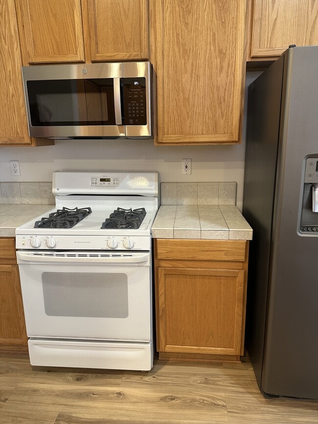 Foto del edificio - 1720 Iron Mountain Dr