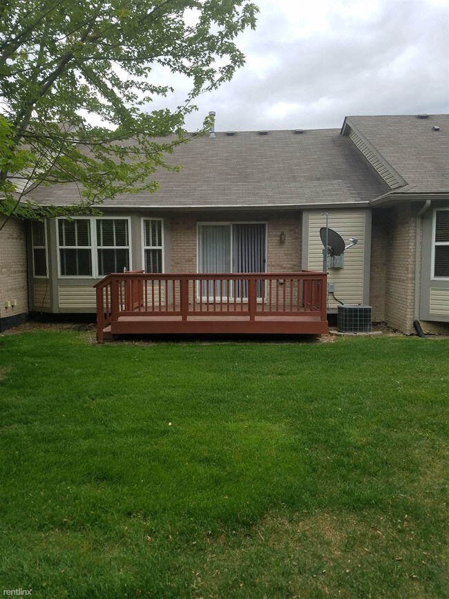 22857 Woodcreek Dr, Taylor, MI 48180 Condo for Rent in Taylor, MI