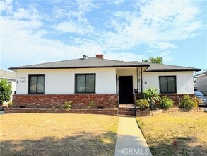 Building Photo - 708 Violeta Dr