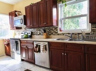 Foto del edificio - 521 W 38th St