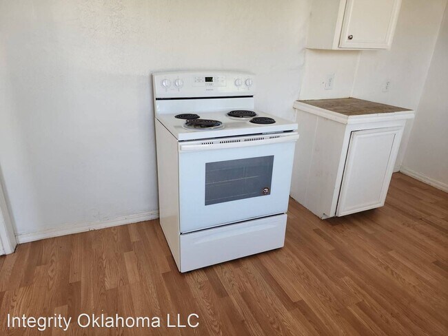 Foto del edificio - 2 br, 1 bath House - 1612 NE 25th Street