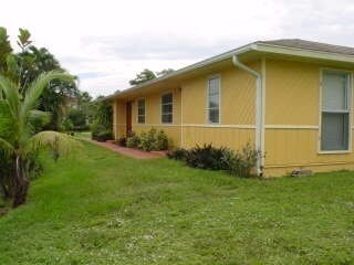 Building Photo - 4410 Outer Dr