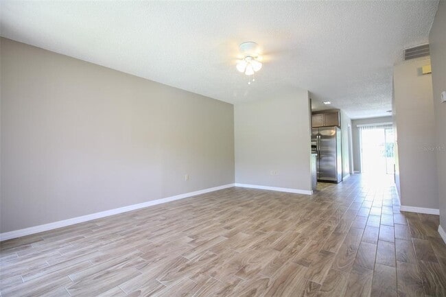 Foto del edificio - 4504 Holder Ct