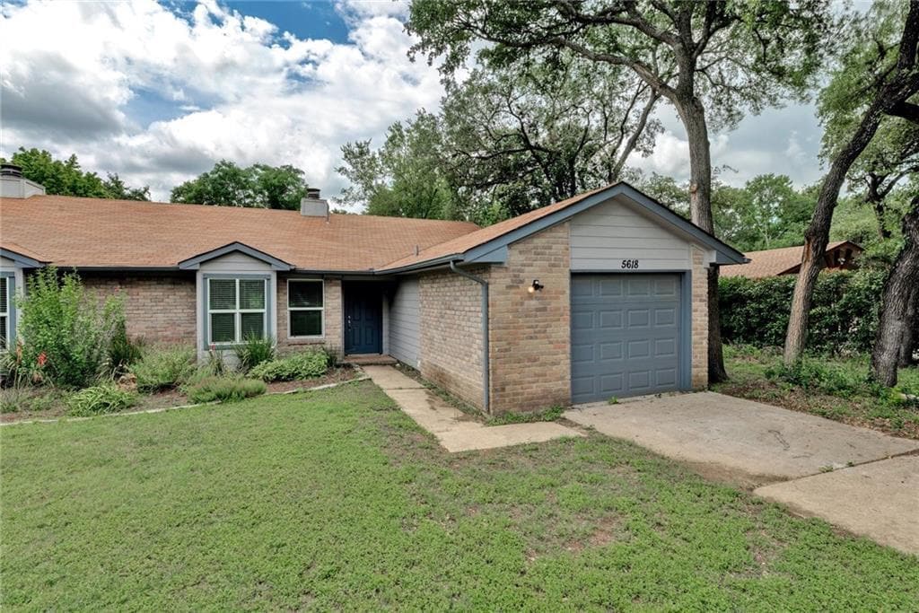 Foto principal - 5616 Oak Blvd