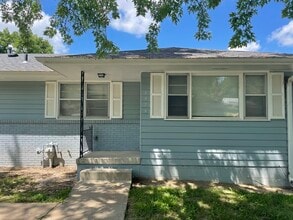 Building Photo - 7524 Blondo St