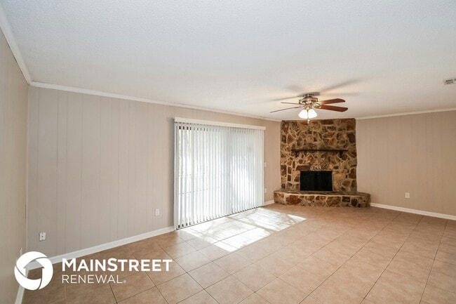 Foto del edificio - 8366 Grampell Dr