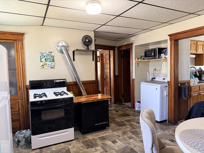 Foto del edificio - 46 King Philip Rd