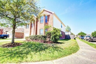 Building Photo - 17018 Midnight Sun Ln