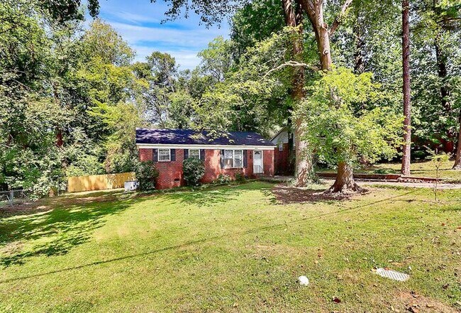 Building Photo - Charming 3BD/1BA Ranch in Oakhurst