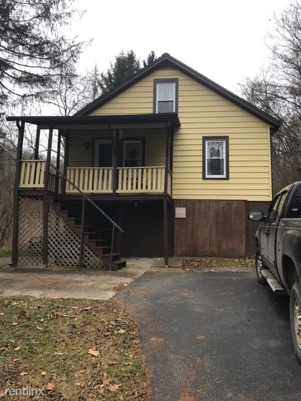 10732 Henderson Overlook Rd, Huntingdon, PA 16652 House Rental in