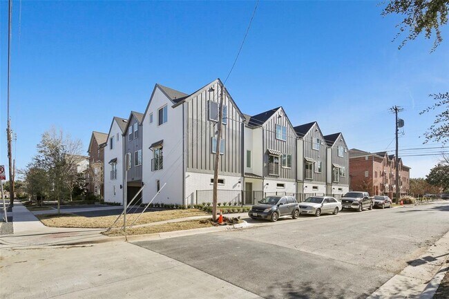 Foto del edificio - 3241 Rosedale Ave
