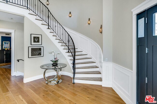 Foto del edificio - 19633 Wells Dr