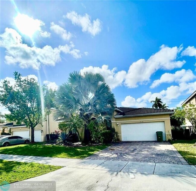 1418 NW 204th St, Miami, FL 33169 House Rental in Miami, FL