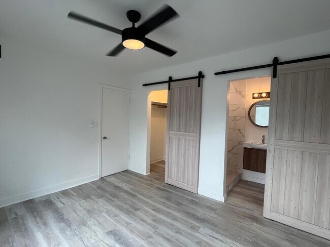 Foto del edificio - 1712 Fletcher St