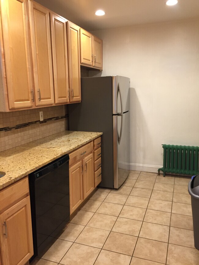 Cocina - 3606 S St NW