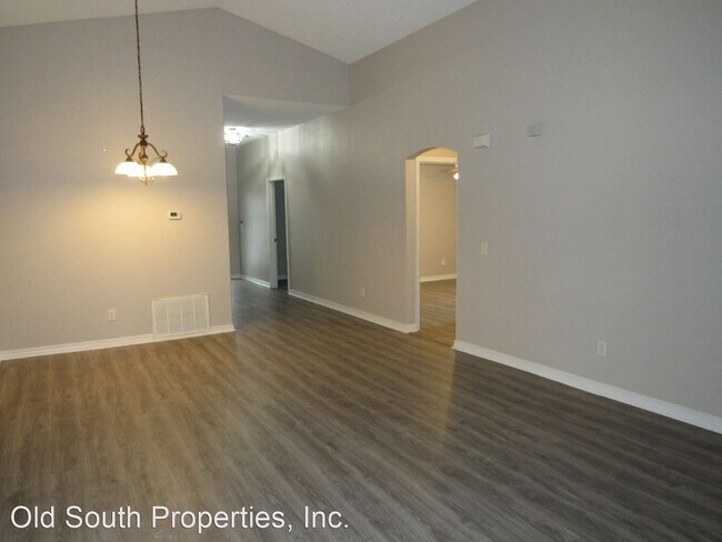 Foto del edificio - 4 br, 2 bath House - 608 Saleta Street
