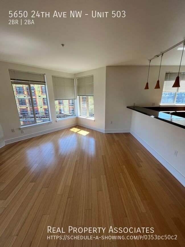 Building Photo - Ballard Condo