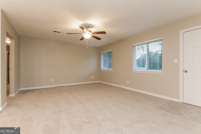 Foto del edificio - 4680 Big Valley Rd