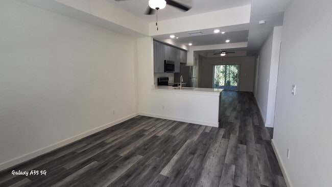 NEW CONSTRUCTION! - NEW CONSTRUCTION! Apartment