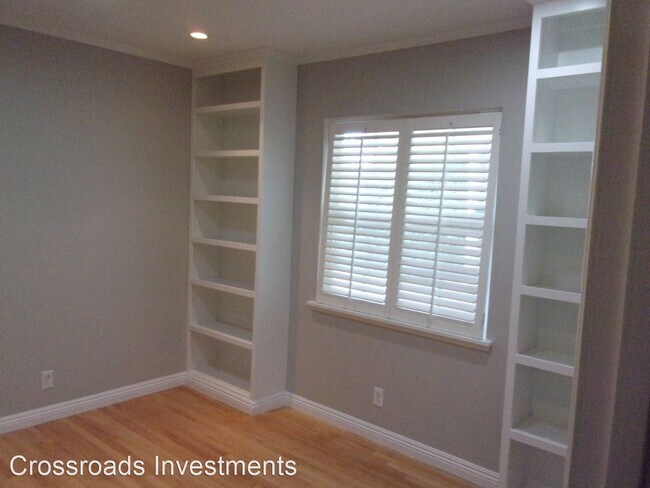 Building Photo - 3 br, 2 bath House - 6901 Crowley Avenue