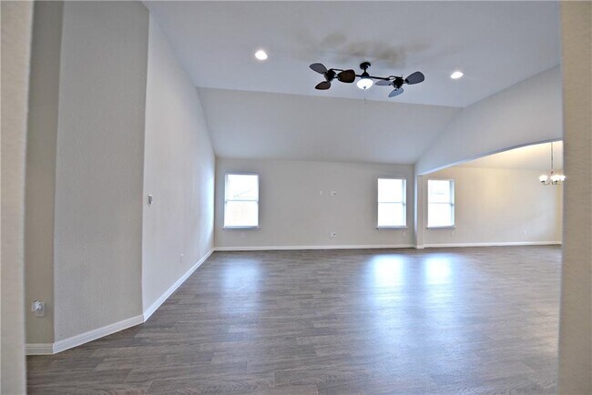 Building Photo - 187 Concho Creek Loop