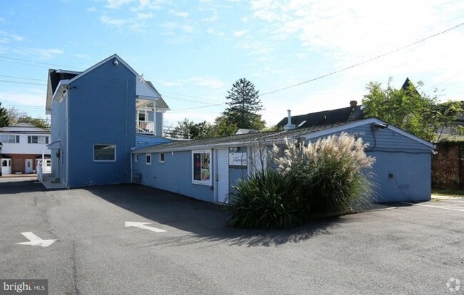 Photo - 218 Main St Apartment